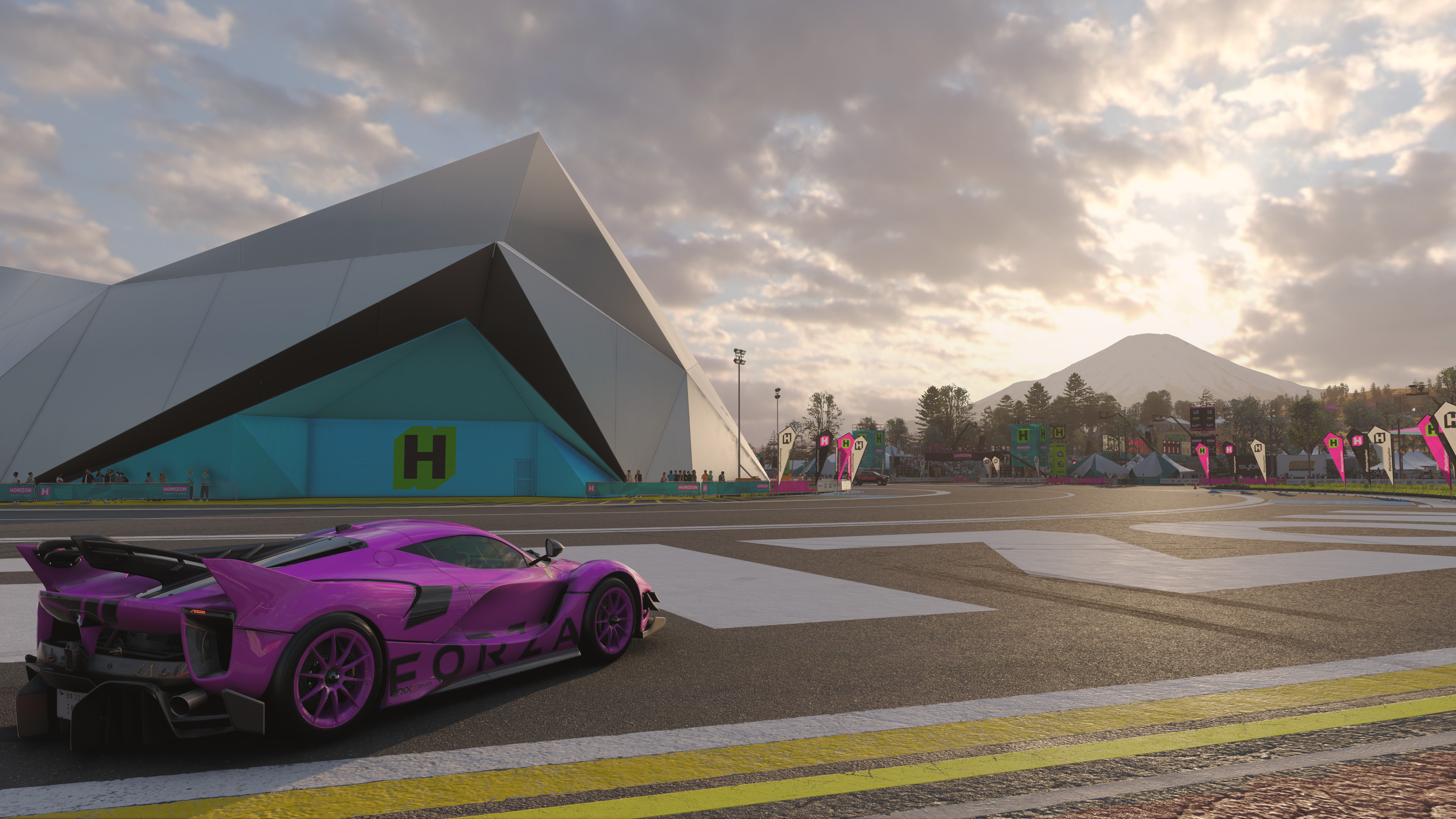 WeTARDED_SmuRF_Forza-Horizon-6-2026_05_15-05_23_35_5mURF
