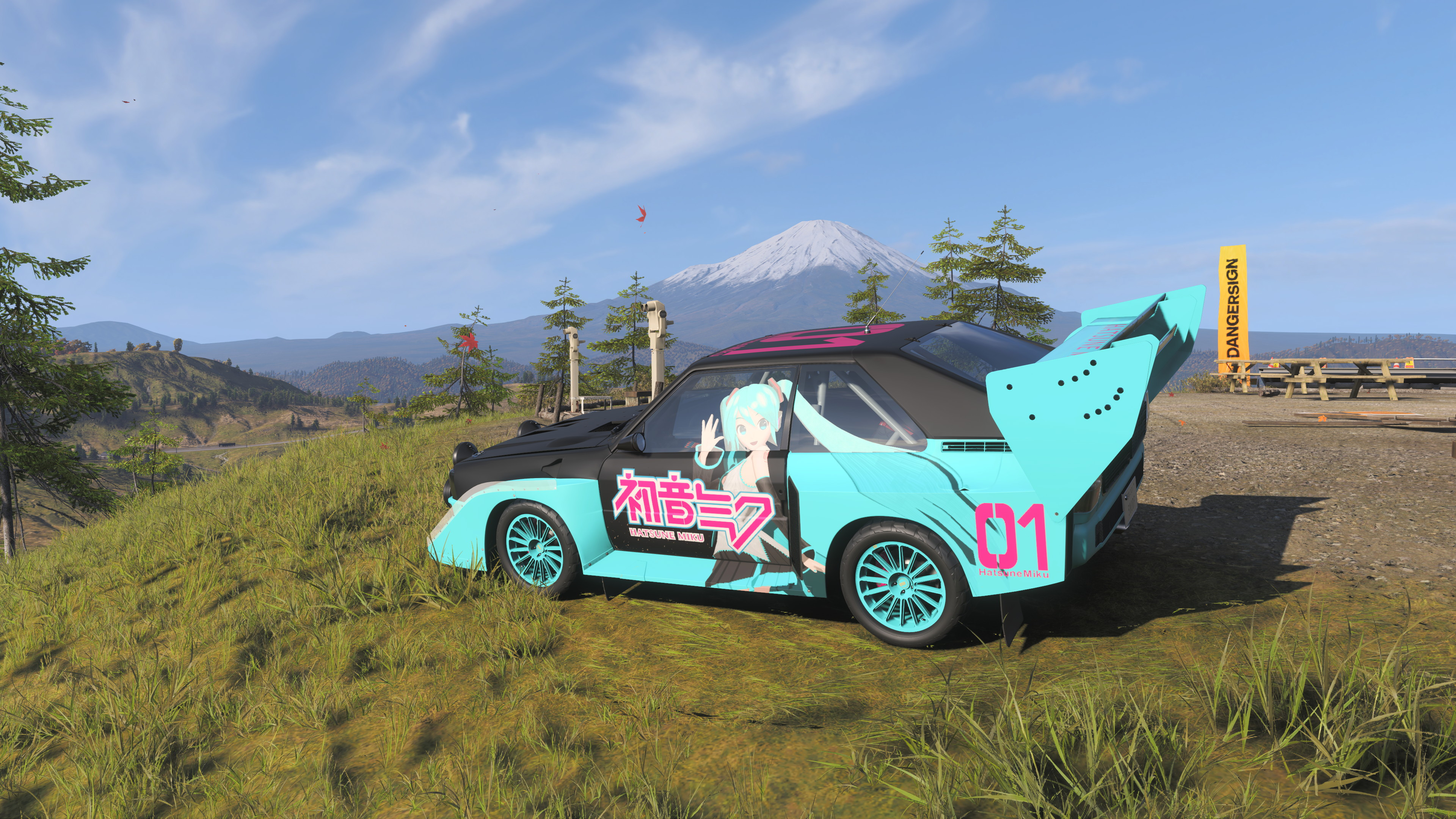 WeTARDED_SmuRF_Forza-Horizon-6-2026_07_25-02_40_09_5mURF